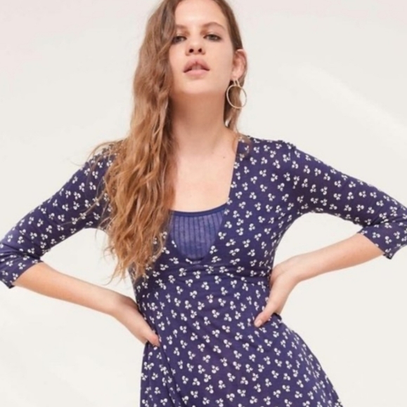 🆕️ UO Mercer Plunging Mini Dress - Picture 4 of 6